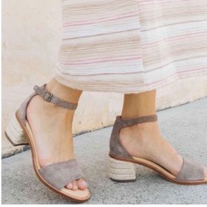 Soludos capri mid heel, never worn!